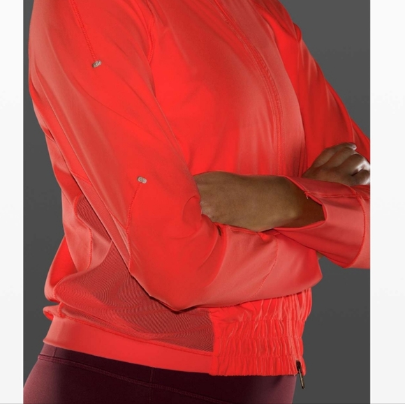 Lululemon Lightweight Run Jacket - Picture 9 of 9